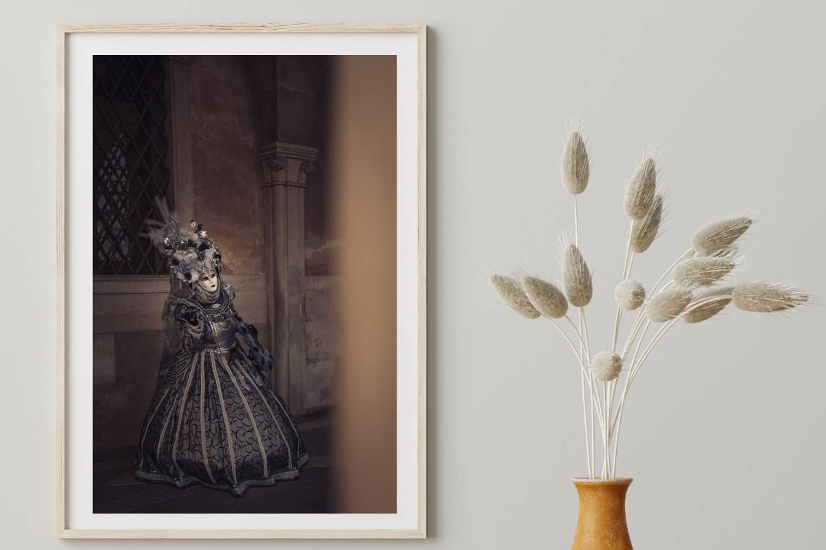 La Dame En Gris - Venise Photo Edition Limitée